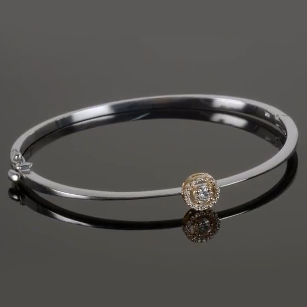 Cushion Halo Diamond Bracelet | Jupiter Jewelry Inc